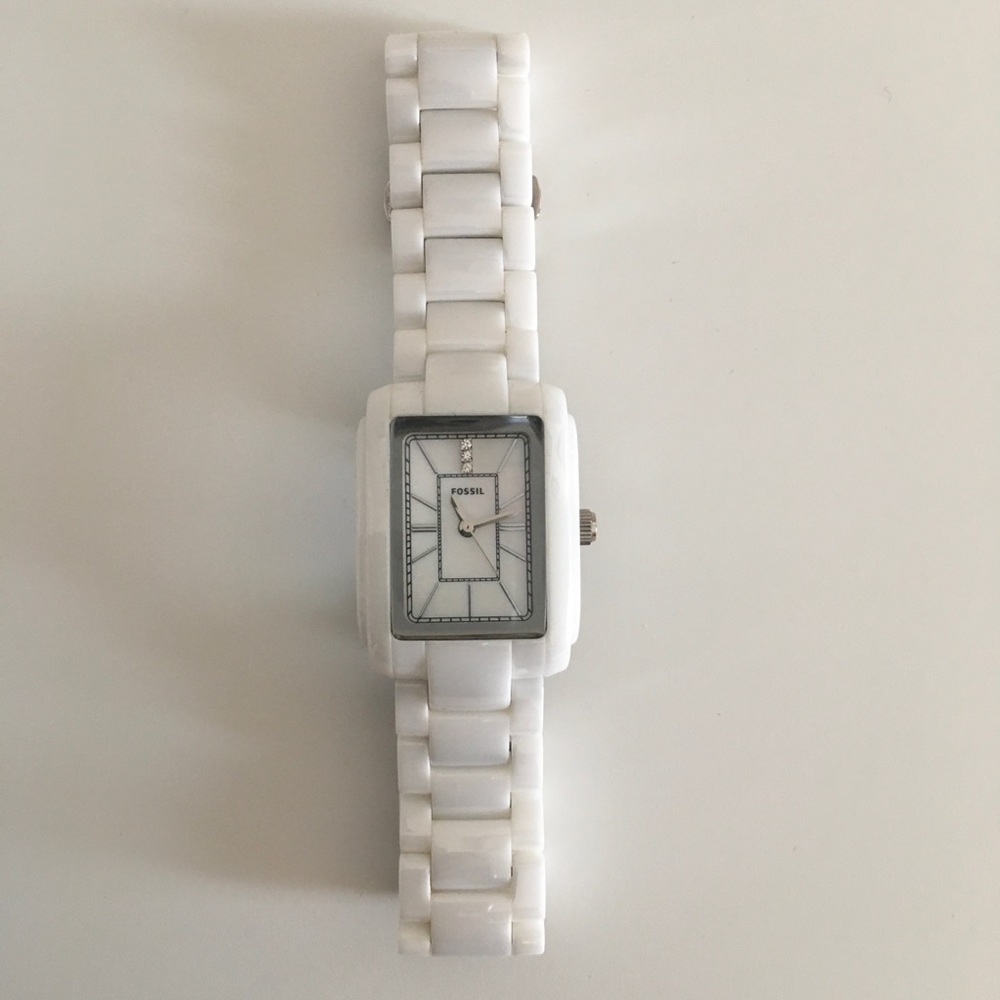 Ladies Fossil Watch White